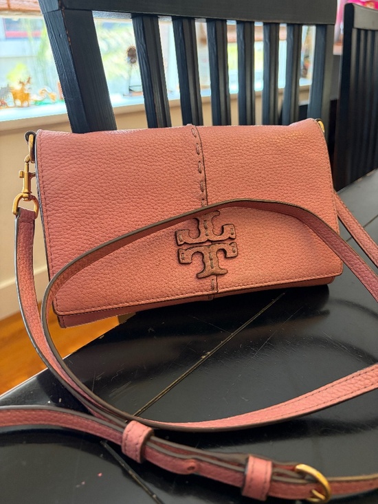 Tory Burch Handbags - Tory Burch Wallet-style purse, pale pink